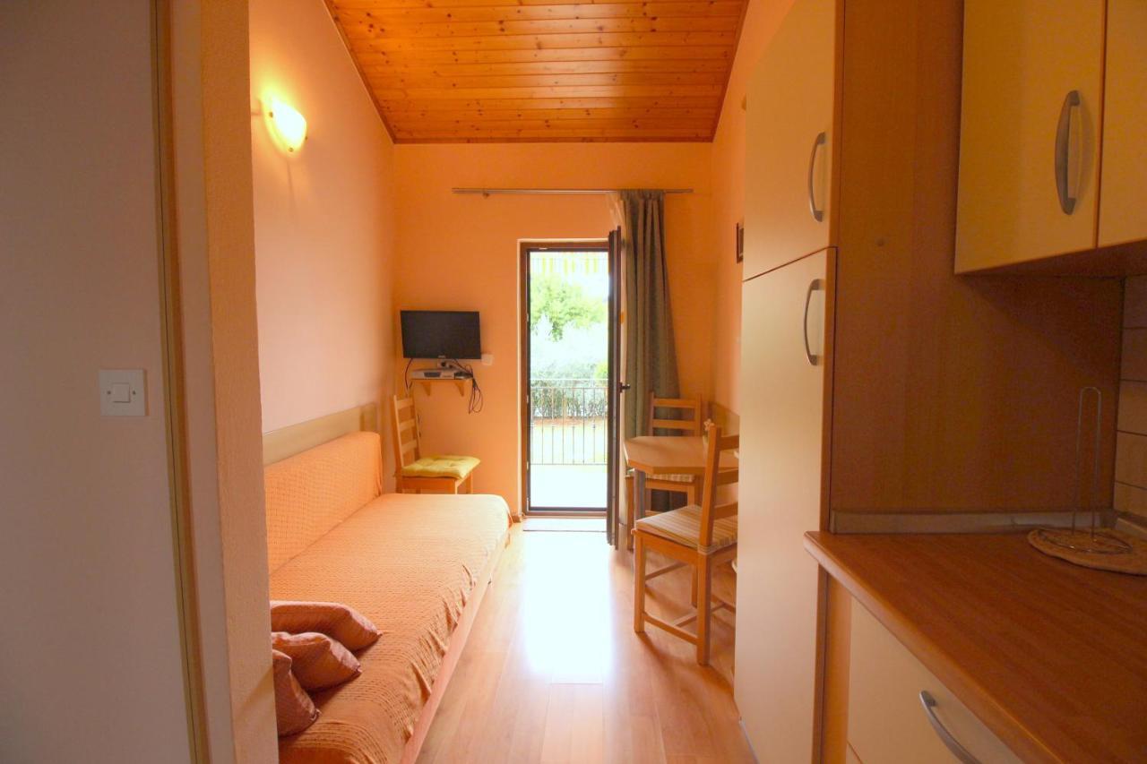 Ferienwohnung Irena A2 Novigrad Istria Exterior foto